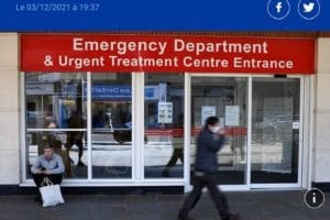 Royaume-Uni : un homme se présente aux urgences avec un obus dans le rectum.