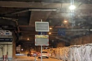 Panneau solaire dans un tunnel ici en Belgique.