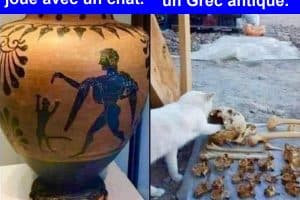Un Grec antique joue avec un chat.