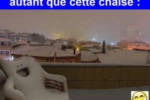 J’aimerais aimer la neige autant que cette chaise :
