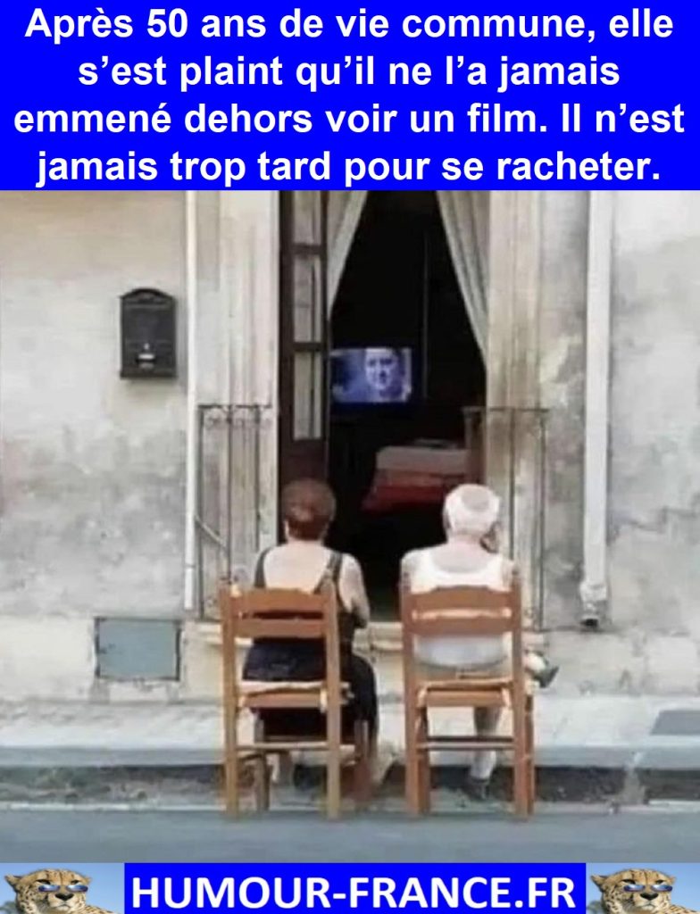 Après 50 ans de vie commune, elle s’est plaint qu’il ne l’a jamais emmené dehors voir un film. Il n’est jamais trop tard pour se racheter.